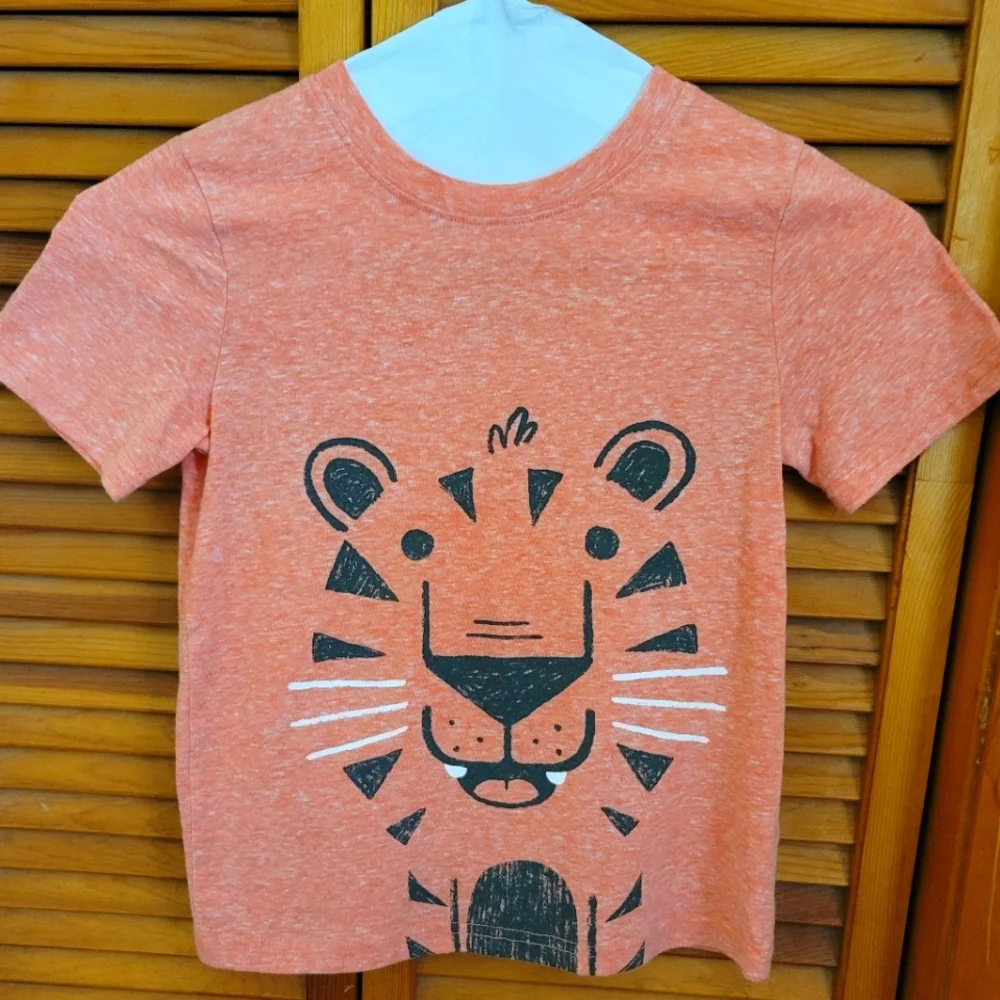 EUC Jumping Beans Kids Graphic Short Sleeve Tee Size 5T
